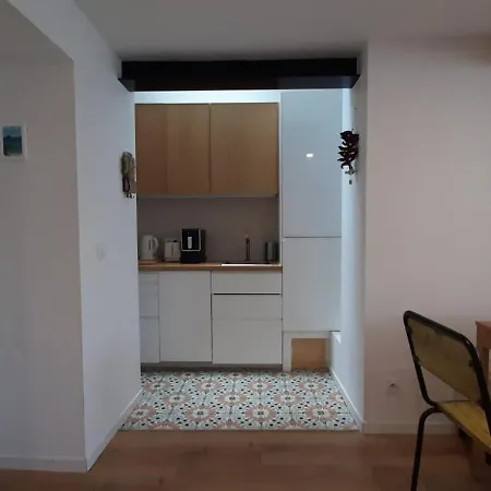 Cosy A Biarritz, Proche Des Halles Et Plages, Ideal Pour 2 Avec Wifi Inclus - Fr-1-239-853 דירה ביאריץ