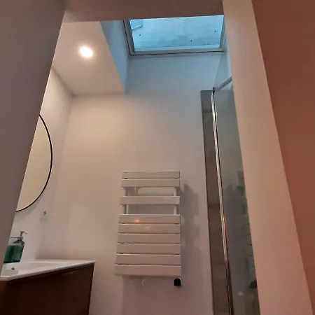 Cosy A Biarritz, Proche Des Halles Et Plages, Ideal Pour 2 Avec Wifi Inclus - Fr-1-239-853 Apartment